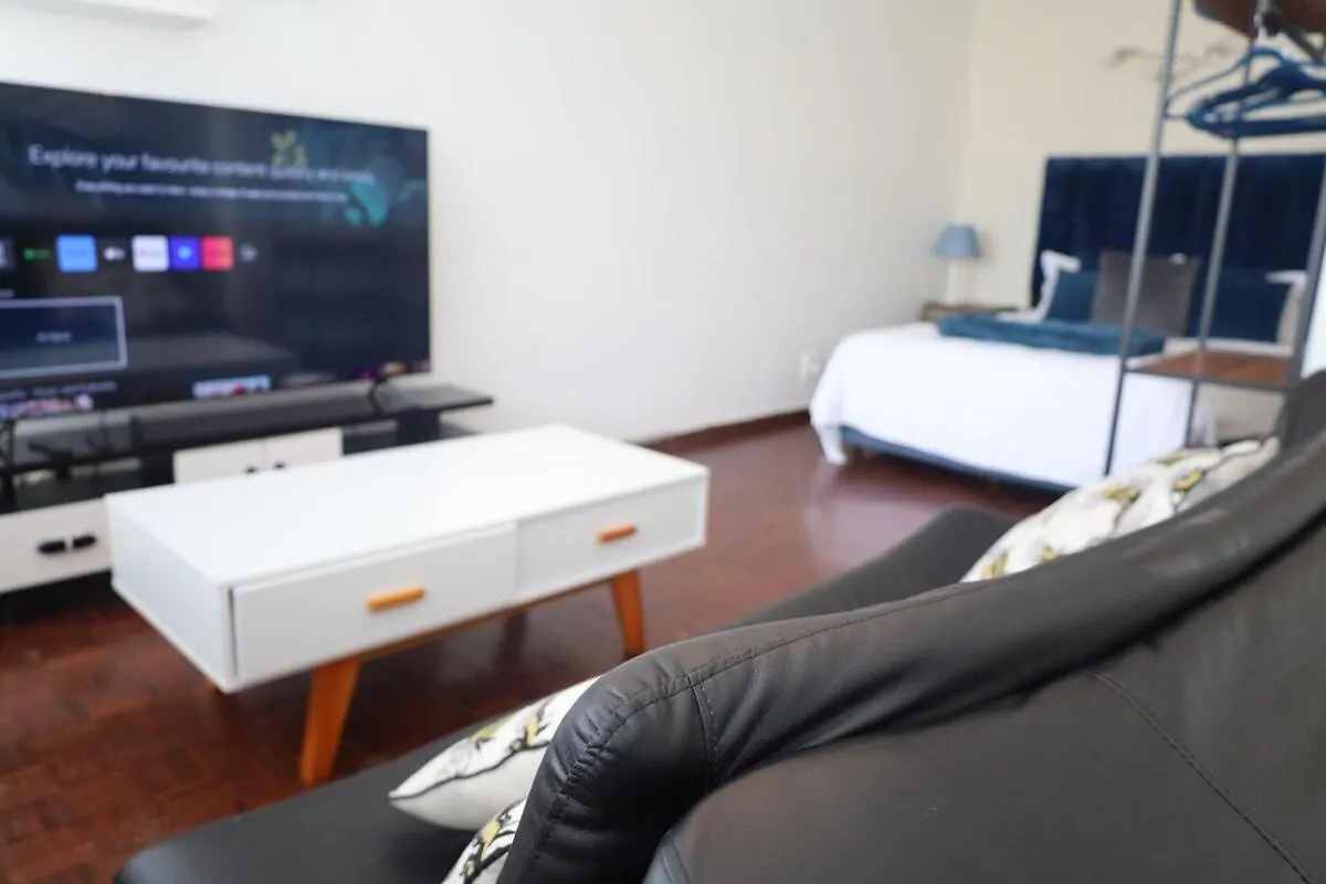 Senator Park Studio Apartment Κέιπ Τάουν